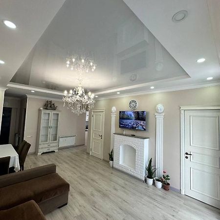 Apartment 7 บาทูมิ ภายนอก รูปภาพ